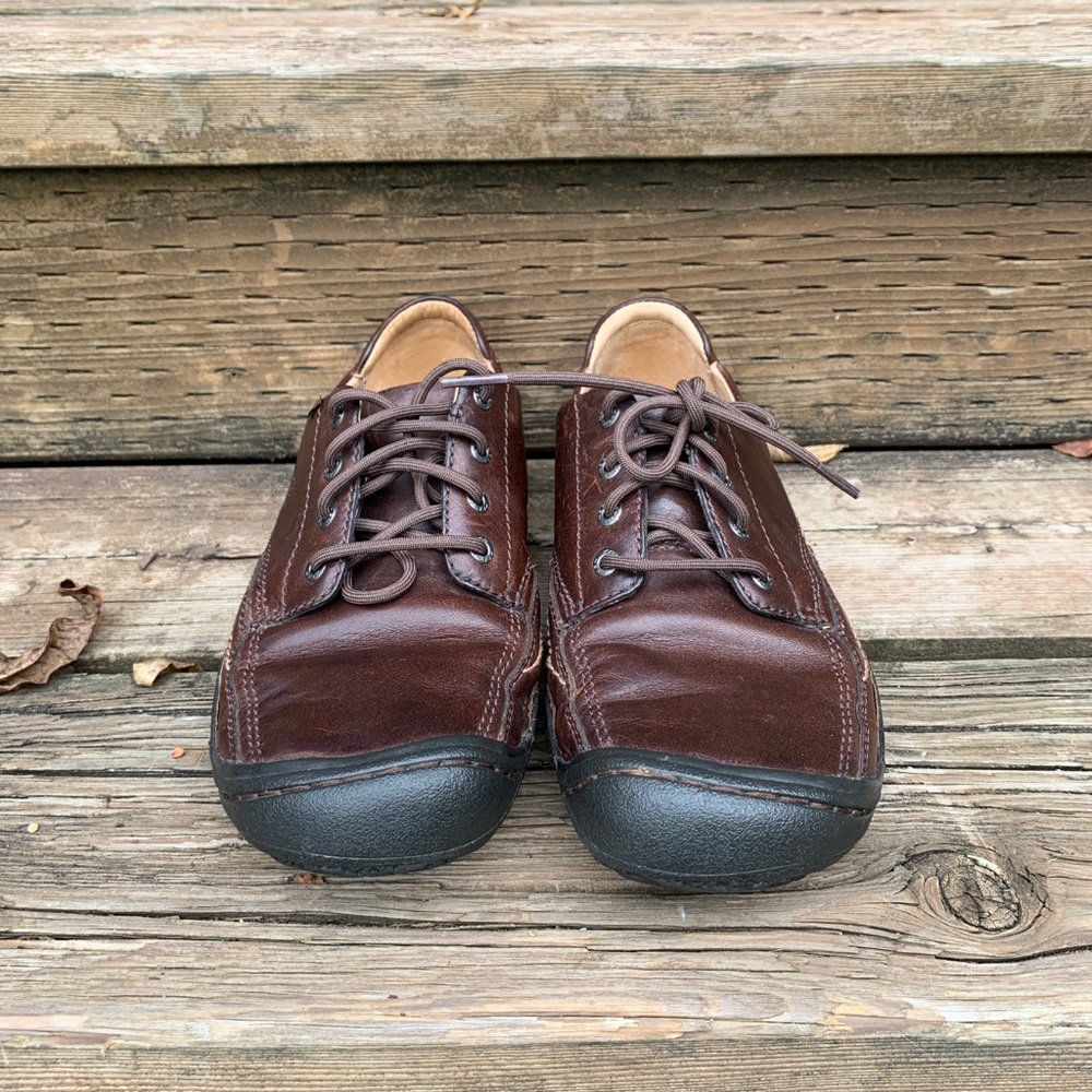 KEEN Brown Leather Presidio Comfort Walking Shoe